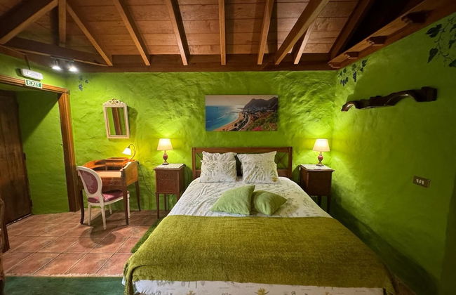 Oasis Hill Botanical Garden - Foto 5