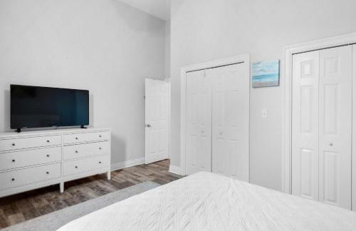 Enclave 202a 2 Bedroom Condo by RedAwning - Foto 57