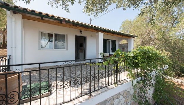 Kipos Villas - Foto 2, Entrada interior