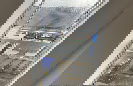 Exquisite Riverside Living in a Stunning Flat - Foto 19