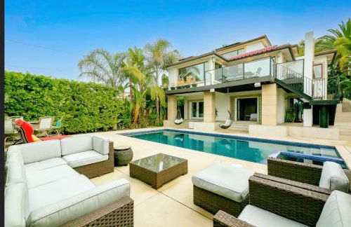 Spacious 5BD Ocean Views Pool Jacuzzi - Foto 13