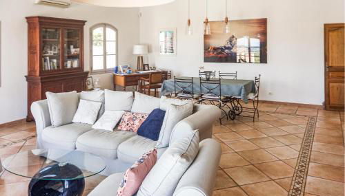 Beautiful Home In Calvisson With Wifi - Photo 5