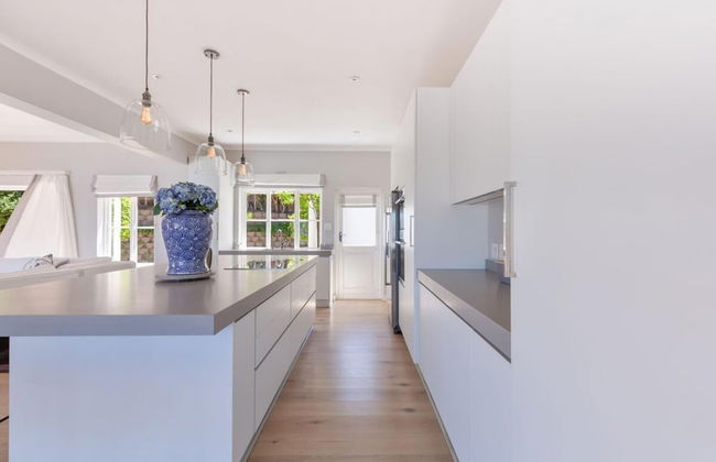 Sublime Five bed Property in Glorious Setting - Photo 9