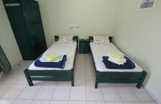 Pelagos Studios by Frangki 2 - Photo 4