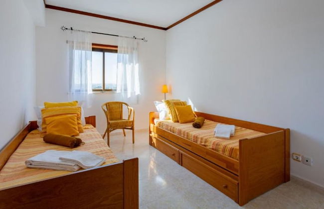 Alvor 2 Bedrooms Balcony Flat - Photo 6