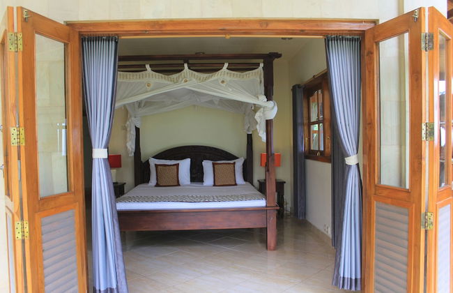 Ume Cantik Villa - Foto 3