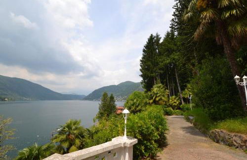 Villa Rina Deluxe and Cottage - Photo 7