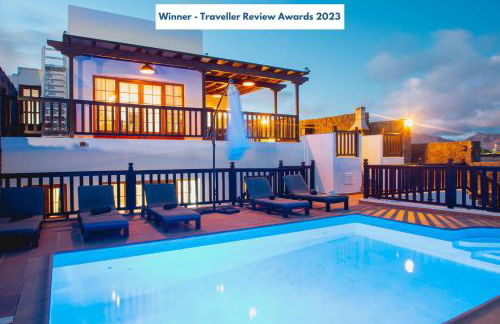 Villa Vista Reina - Luxury 6 Bedroom - Heated Pool- Views - Pool Table - Vista Lobos - Playa Blanca - Photo 1