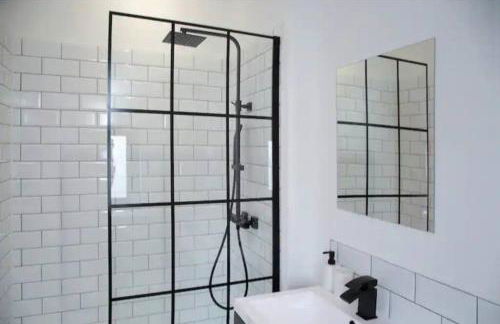 Modern Luxury 4 Bed House in Heart of Macclesfield - Foto 10