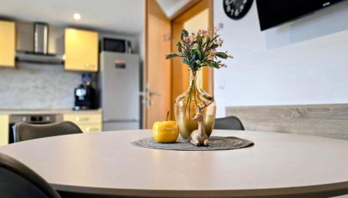 Falkenstein - Ruhige familienfreundliche 3-Zimmer-Ferienwohnung mit Alpenpanorama in Pfronten Mitte - Foto 2