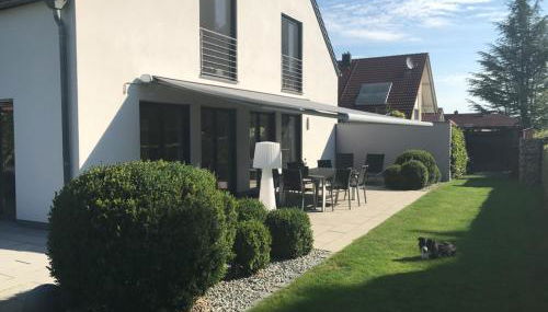 Ferienhaus am Waldrand - Foto 1, Garden view