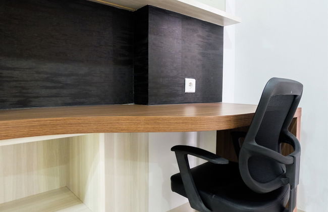 Studio Room Azalea Suites Apartment - Photo 24