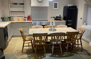 The Merchants Barn - A New Unique Town Centre Home - Photo 8