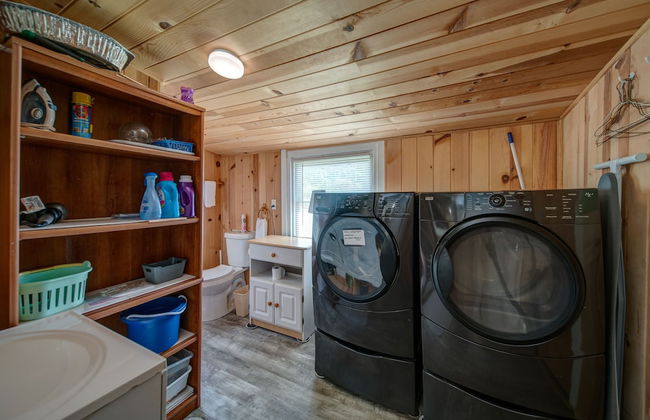 Moonshiner's Cabin Minutes From Two Wheels! - Foto 22