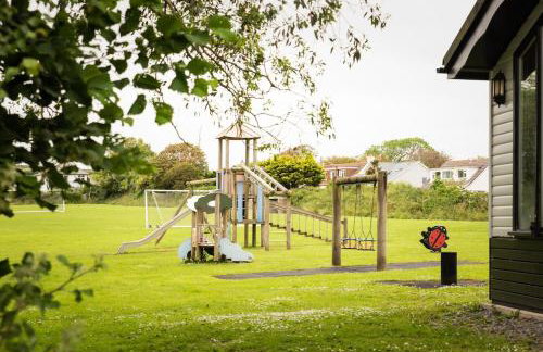 Spacious 3 Bed Cottage Near Beaches - Foto 34