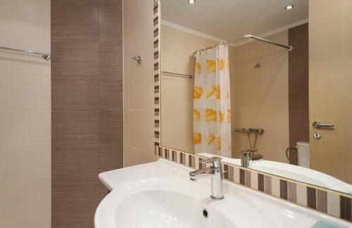 Beach Front Condo South Crete - Foto 26