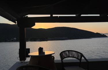 Tholos Alexandra's Beachfront House - Foto 11