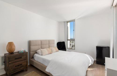 The violet-Santa Monica highrise beach front&view - Foto 13