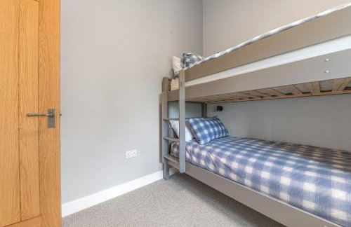 No 2 The Coach House - Photo 29