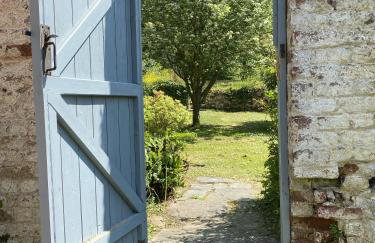 Bay Cottage & Bay Stables - Photo 38