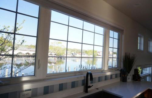 Riverside Home Near Beaches, Pier, downtown - Photo 44