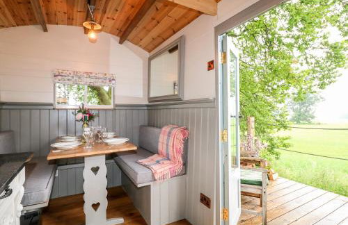 The Lazy Mare by The Water - Foto 7