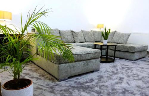 InstaLet Apartments I Wigan Central I Free Parking - Foto 3