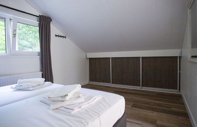 Beautiful House With Covered Terrace, Located in a Holiday Park in Rhenen - Photo 17