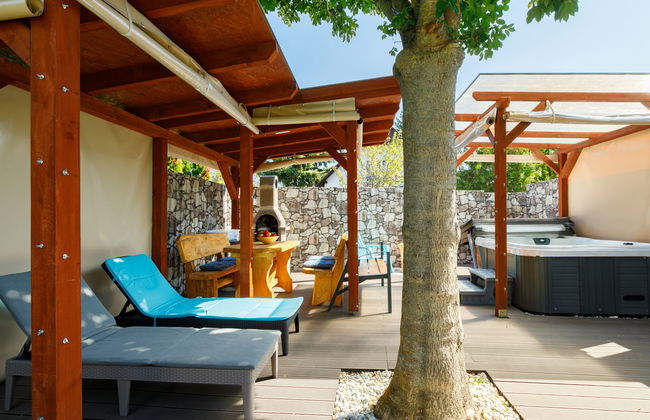 2 bedroom House in Siófok with garden and hot tub - Photo 22