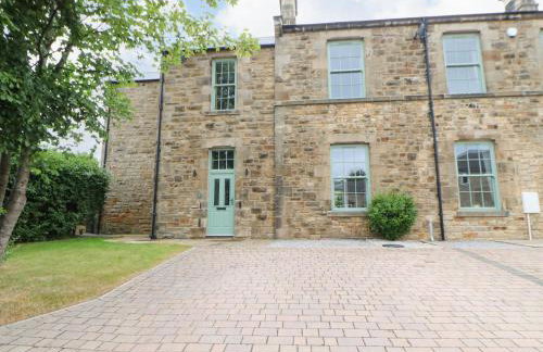 1 Claire House Way - Photo 1