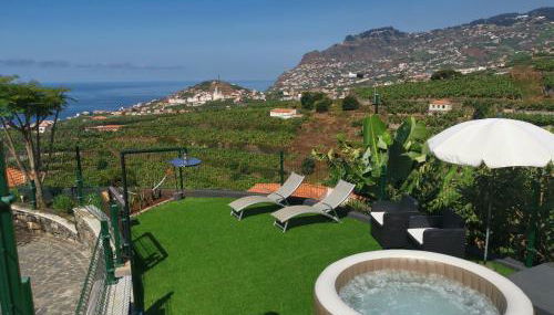 Villa Nova Madeira in Funchal Casa A and B - Foto 1