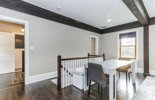 Enchanting Historic Home near West Point Beacon - Foto 10