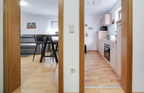 FEWO-LAVEES moderne zentrale FeWo nahe OMV Wacker Kliniken Burg -Eigener Eingang-Schlüsselloser Check in - Foto 28