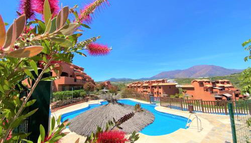 Sea View Penthouse Apartment with Hot Tub - Casa Bella Vista, Buenas Noches , Estepona - Foto 1