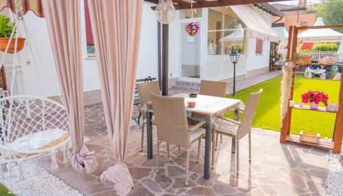 Casa Mirella - Foto 3, Garden, Garden view