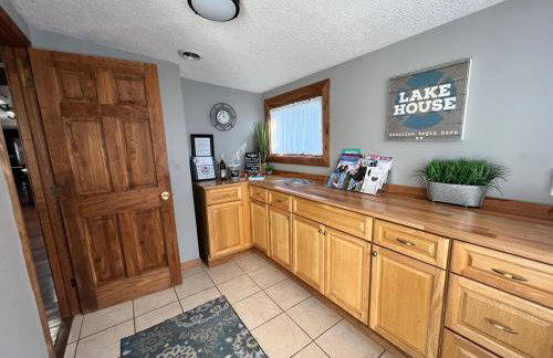 Break Away Hot Tub Lake Access & Game Rooms - Foto 7