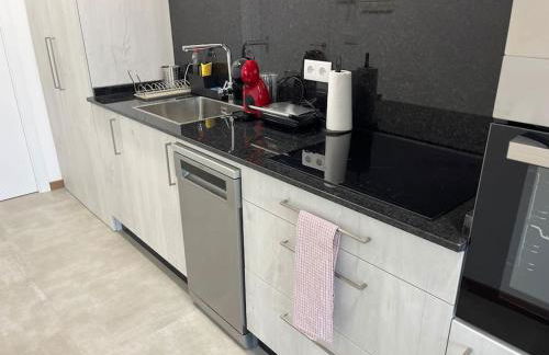 Apartamento céntrico con vistas - Photo 15