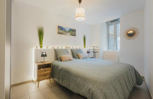 Appartement cosy hypercentre 400m de la télécabine 4-6 personnes - draps et ménage inclus - Foto 2