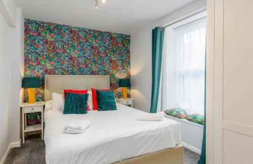 Annexe with Courtyard & Hot Tub Option - Photo 14