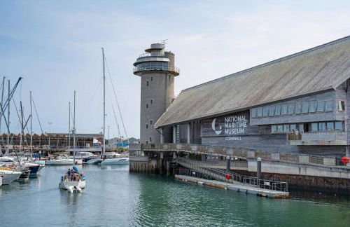 Spacious House nr Castle Beach Parking & Sauna - Foto 46