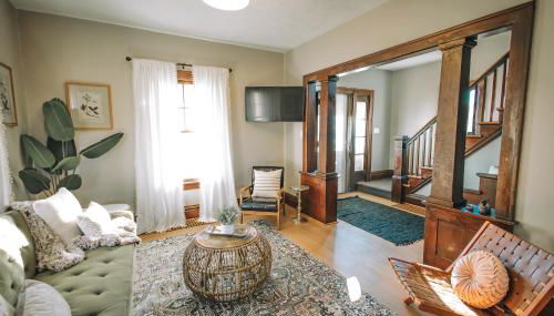 The Craftsman House - 3 min to DT & Falls Park - Foto 5