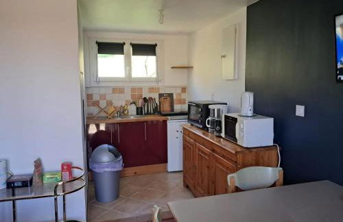 Studio charmant à Treignac avec terrasse de 22 m² - Foto 4