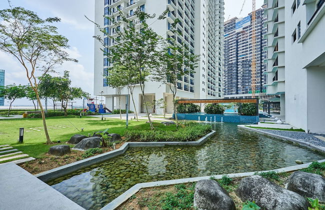 OYO Home 44002 Classic 2br Setia Alam Trefoil. - Photo 40