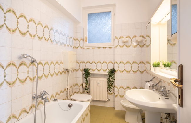 2 bedroom Apartment in Ventimiglia - Photo 12