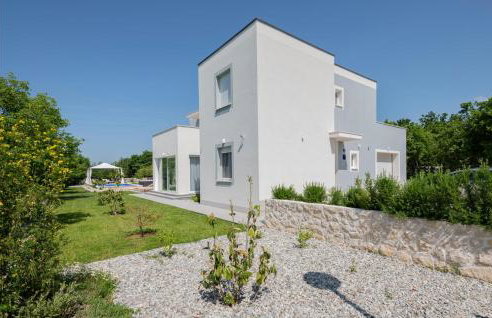 Cozy Home In Veliki Brocanac - Foto 16