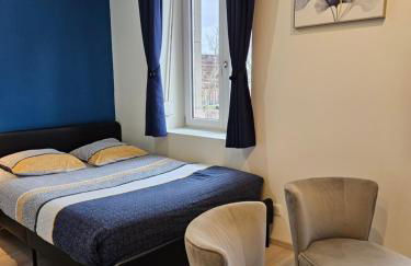 COLMAR - Appartements Deluxe - Lumineux - Stationnement Gratuit et Facile dans la rue - Foto 1