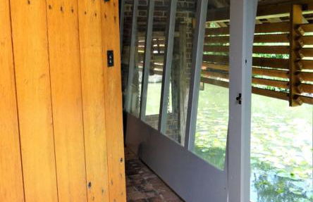 Le Lavoir Secret - hébergement atypique dans un joli cadre bucolique - Foto 10