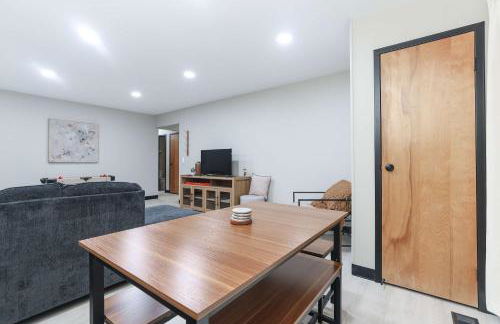 East Side Oasis 3BR 2 BA Coffee 5Min to Town East - Foto 14