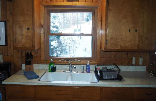 The Crystalaire Cabin - Charming and Relaxing! - Photo 29