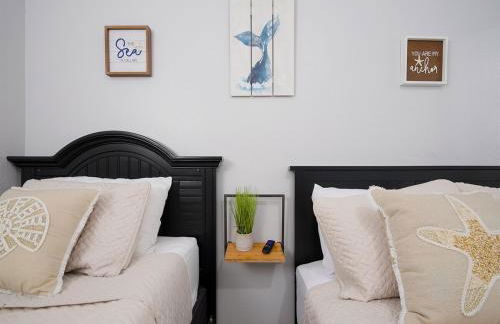 Amazing Bay View, Boat docks, and easy walk to the Beach - Photo 38